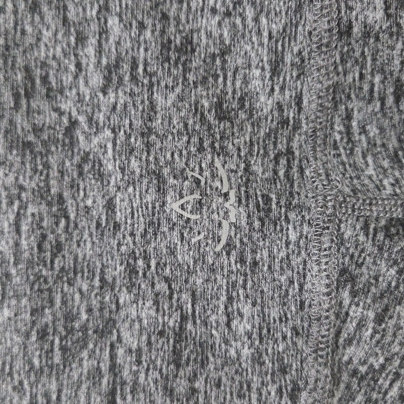 Beyond Yoga Heather Grey High Waisted Cropped Capri Leggings Size 1X - Picture 9 of 12